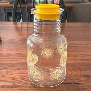 Vintage Pyrex glass carafe